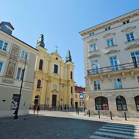 Urbannestgroup - Old Town - Stare Miasto - Freta 5 Warsaw